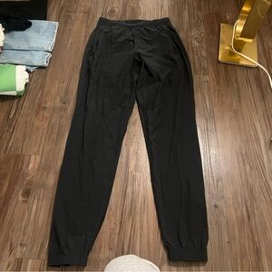 Lululemon men’s ABC joggers size small! dark grey